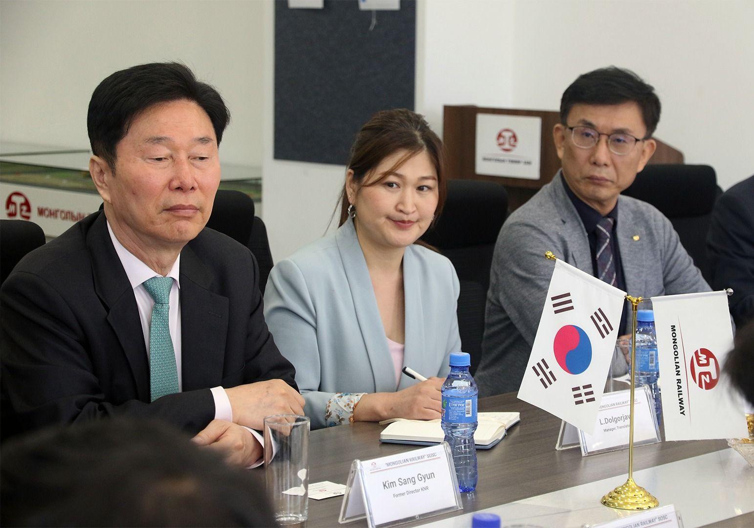 "Mongolian Railway" SOSC executives met with representatives from the state-owned Korean National Railway